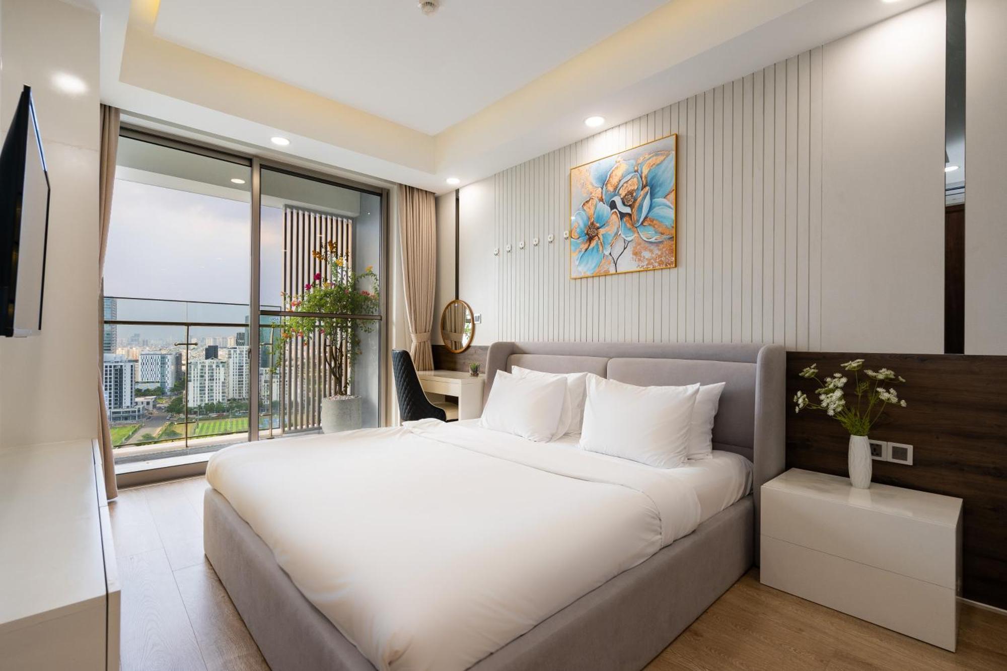 Convinia Luxury The Peak Midtown Aparthotel Ho Chi Minh City Exterior photo